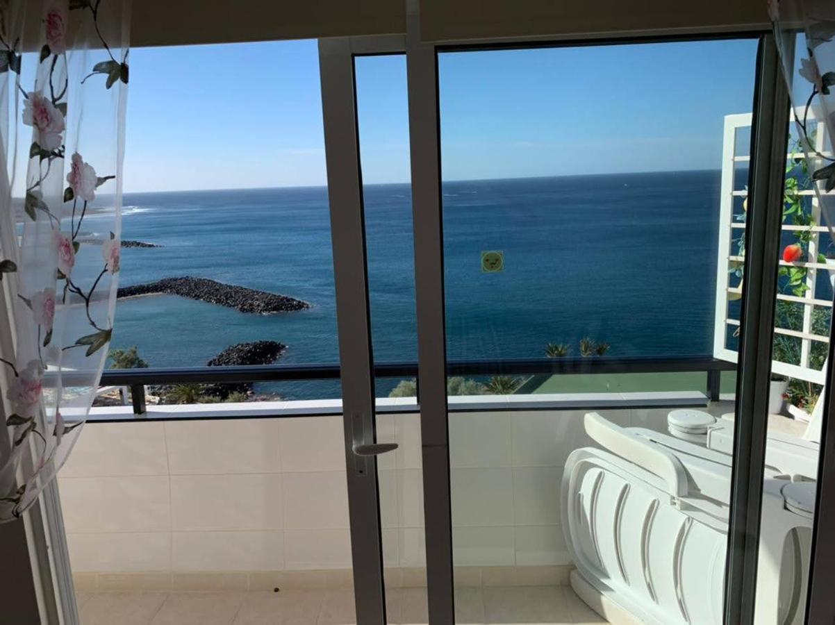 Cozy Apartment In The Center Of Costa Adeje On The 1St Coastline Extérieur photo
