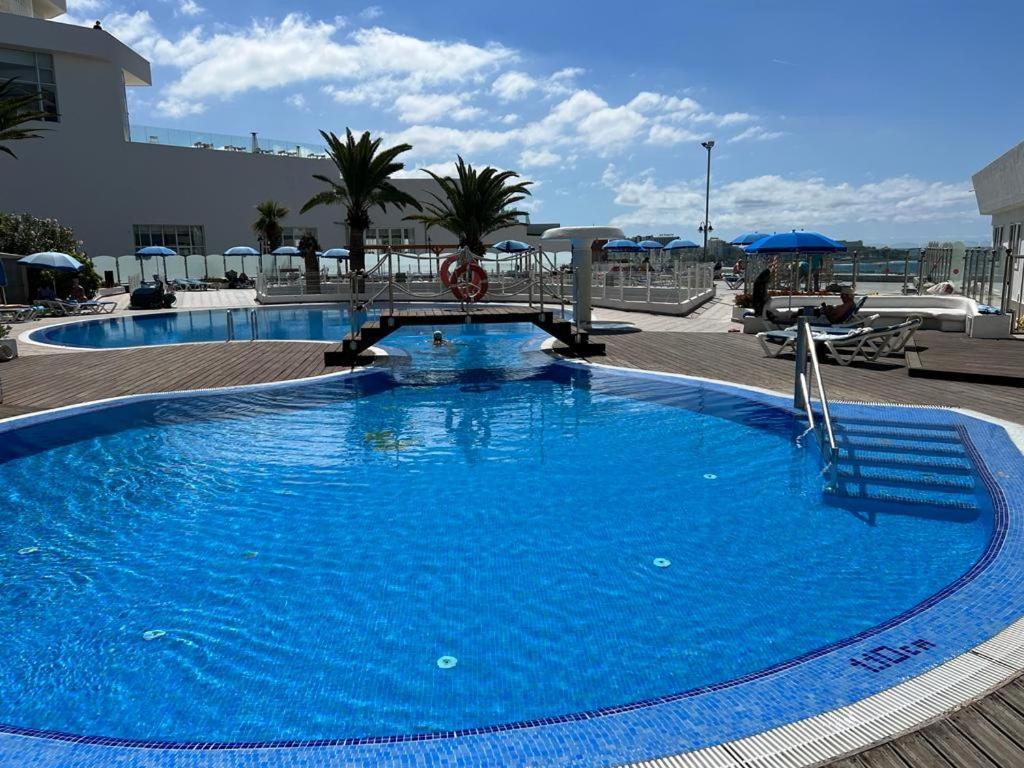 Cozy Apartment In The Center Of Costa Adeje On The 1St Coastline Extérieur photo